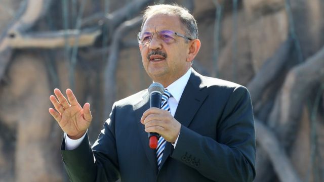 AKP'den 'sığınmacı' açıklaması: Bazı şehirlerde sanayimizi onlar ayakta tutuyor