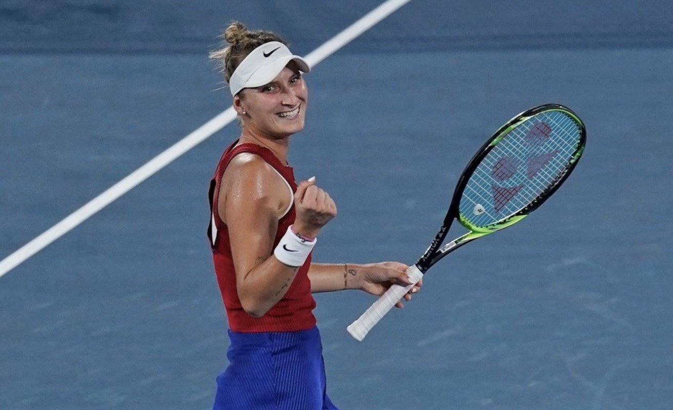 Tokyo'da tenis tek kadınlarda Vondrousova adını finale yazdırdı