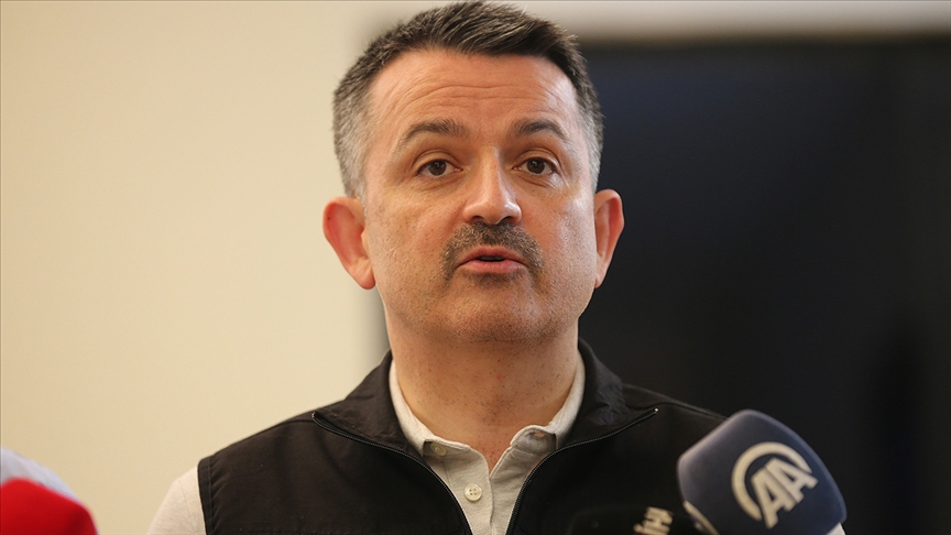 Pakdemirli: 6 bin dekar tarım arazisinde zarar var