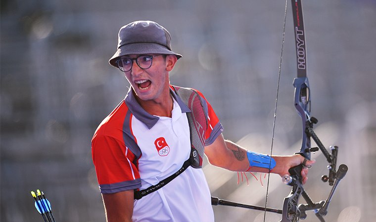 Mete Gazoz: Ülkeme bu gururu yaşattığım için çok mutluyum