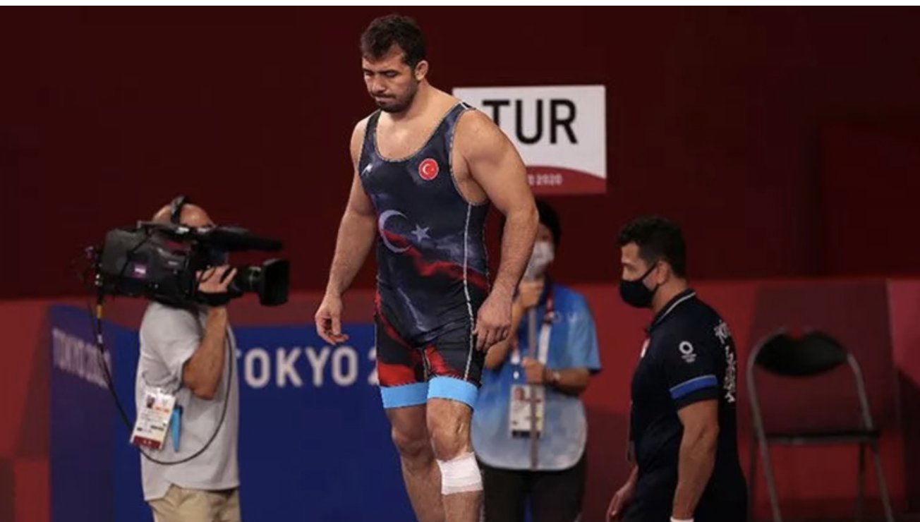 Son 16 turunda yenilen Cenk İldem, final şansını yitirdi