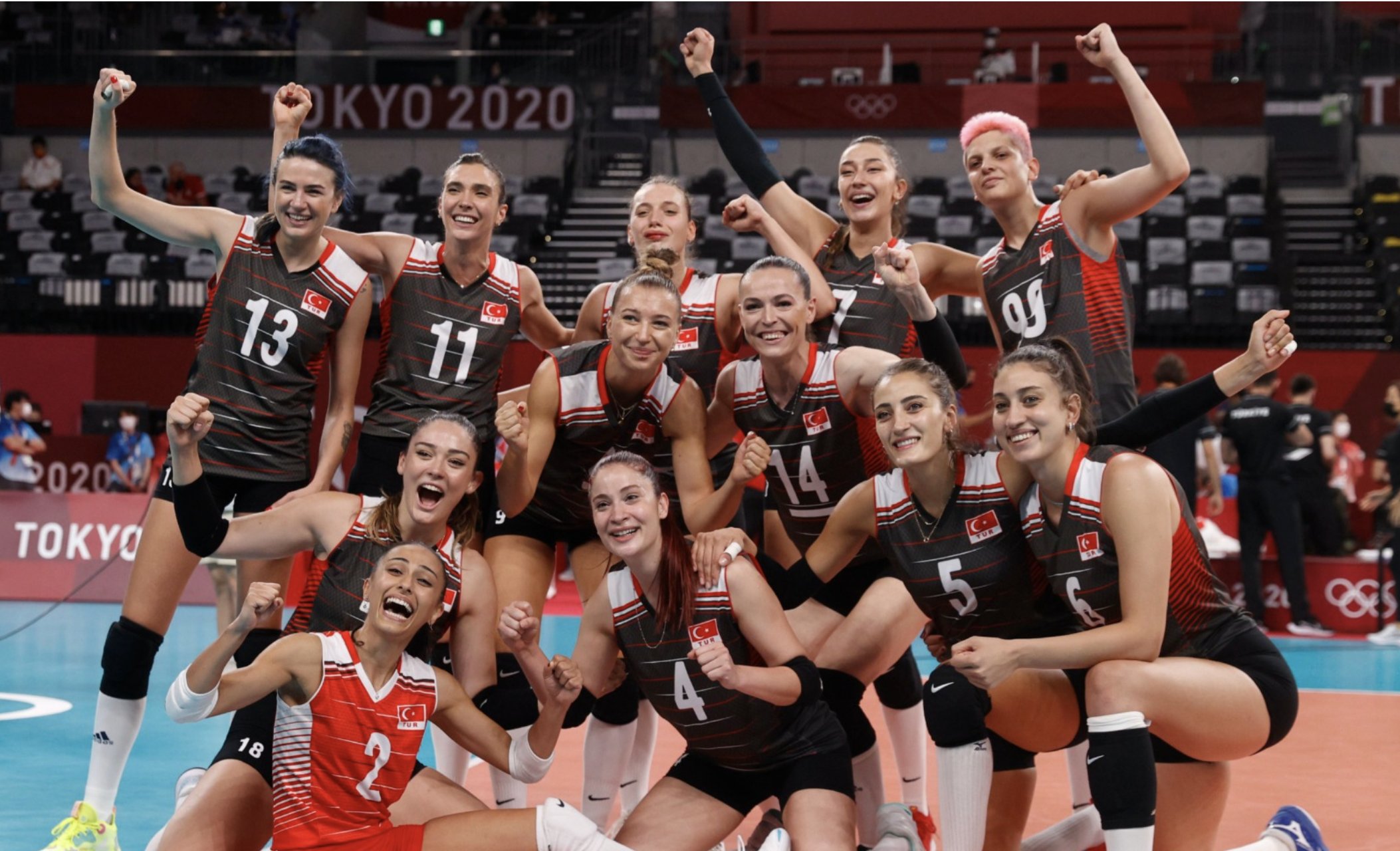 Filenin Sultanları Rusya'yı devirdi: 3-2