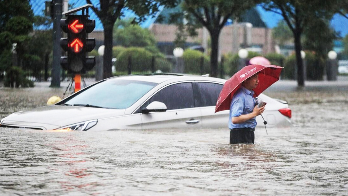 Çin'de acı tablo: Ölü sayısı 300'ü aştı