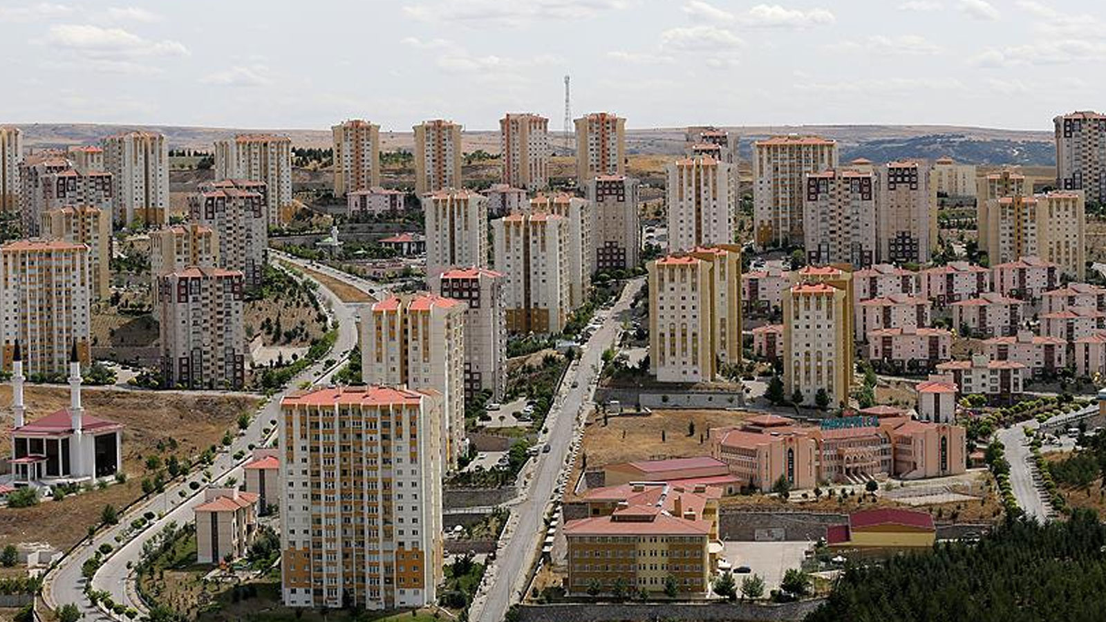Temmuz ayı konut satışları belli oldu: Yabancılara satılan konut sayısında artış