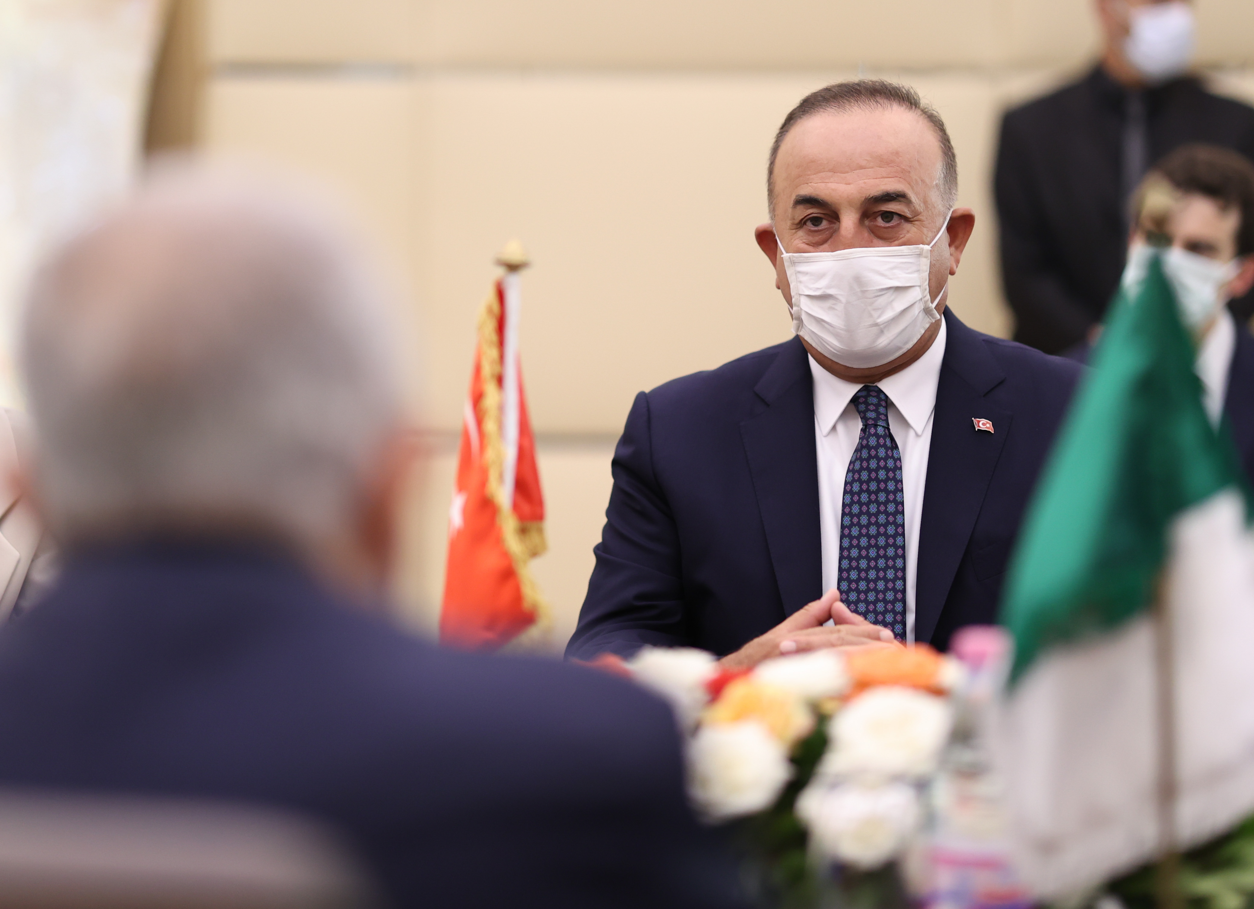 Mevlüt Çavuşoğlu, Cezayirli mevkidaşı Lamamra ile ortak basın toplantısı düzenledi