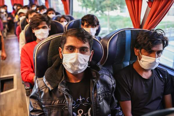 İran, Afgan mültecilere 'Dur' diyecek