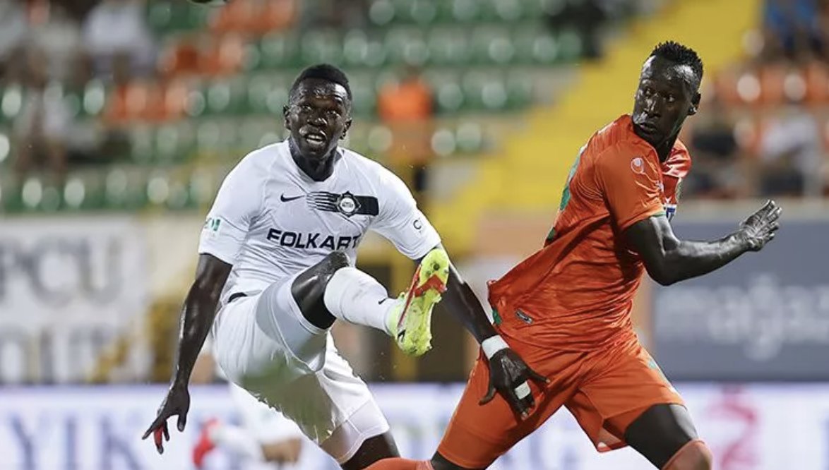 18 yıl sonra Süper Lig'e yükselen Altay 2'de 2 yaptı