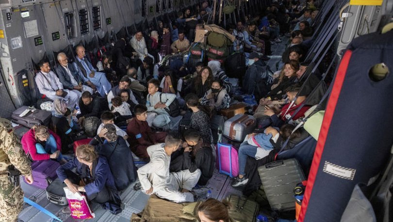 Soylu'ya sordu: Afgan sığınmacılara Türk vatandaşlığı mı verilecek?