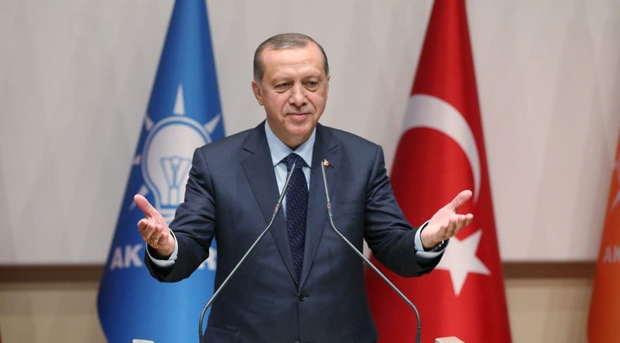 AKP, kendisinden önceki 80 yıllık borcun yedi katı borçlandı