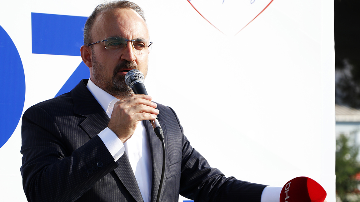 AKP'li Turan: Ya sizin BBC kadar Türkiye sevginiz yok mu?