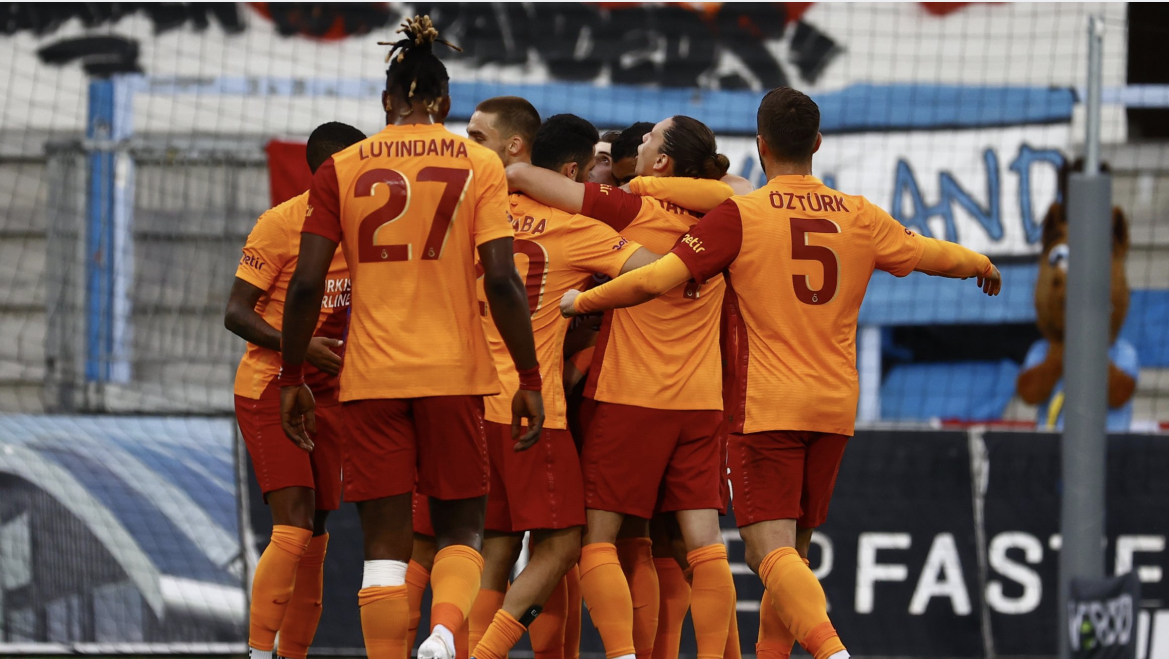 Galatasaray Randers'ı 2-1 yendi,  Avrupa Ligi'nde gruplara kaldı