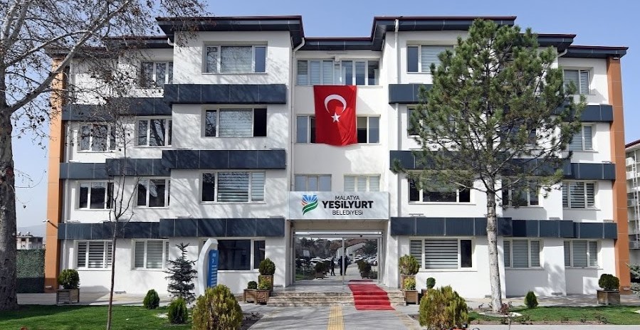 Gri pasaport skandalı ile gündeme gelmişti: 950 bin lira vererek ekrana çıkacak