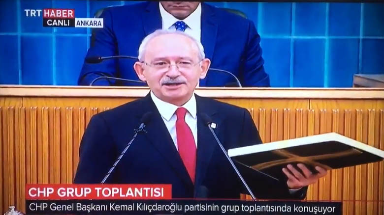 Kemal Kılıçdaroğlu, "Kutuyu açıyorum" dedi TRT yayını kesti!