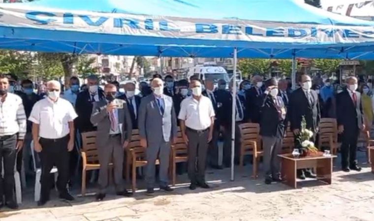 Bir protokol skandalı daha: Garnizon komutanı yerine AKP’liler oturtuldu