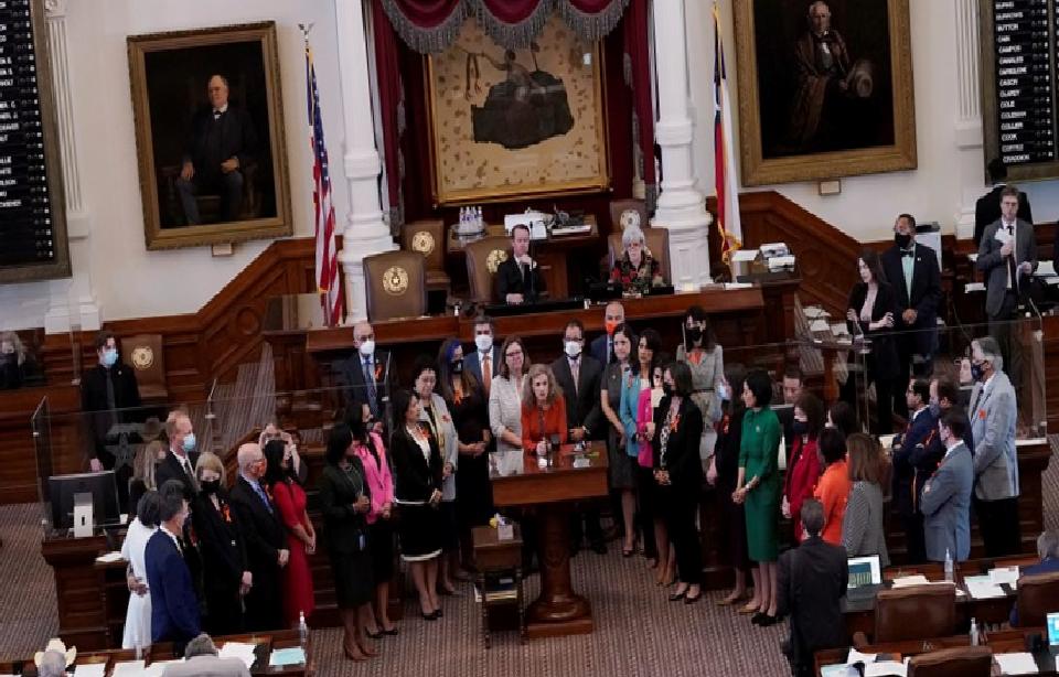 Teksas'ta tartışmalı kürtaj yasağı yürürlüğe girdi