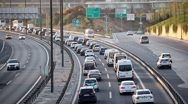 İstanbul'da yarın bazı yollar trafiğe kapatılacak: İşte o yollar