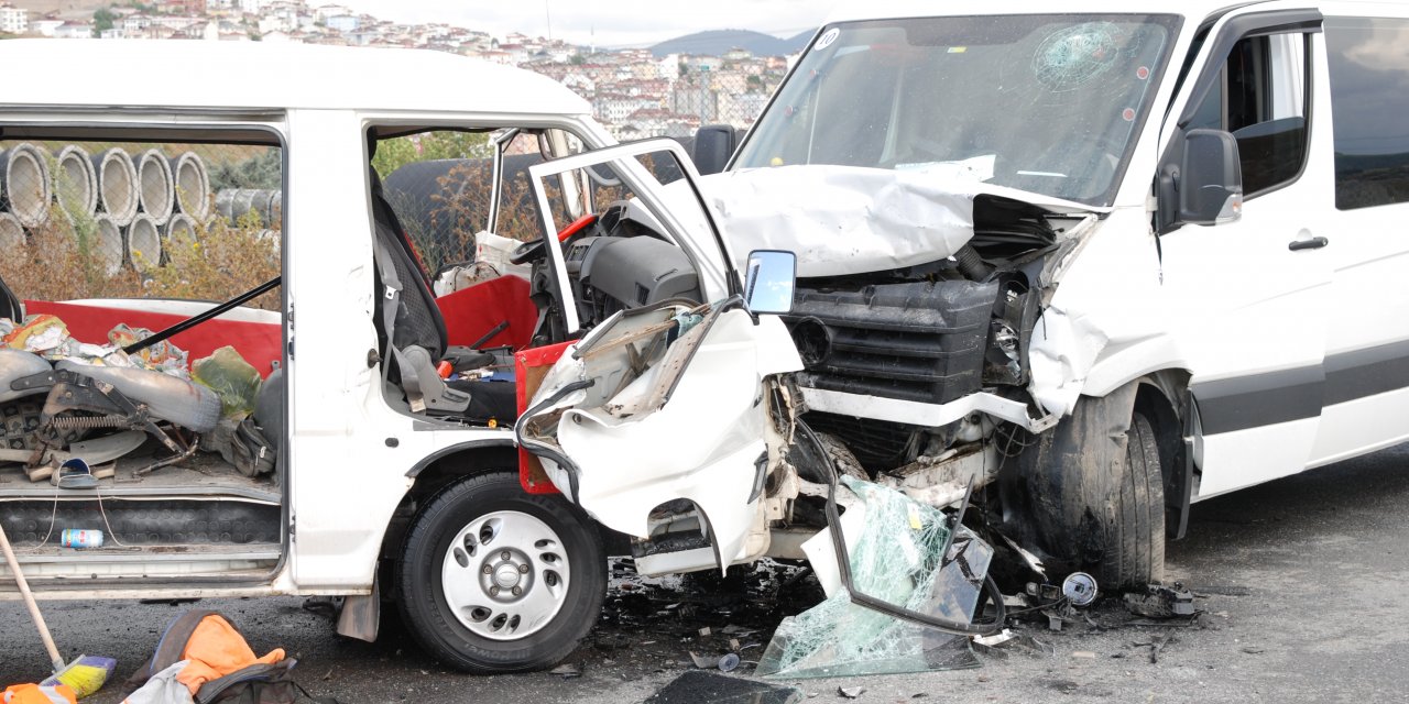 Sancaktepe'de trafik kazası: 4 yaralı