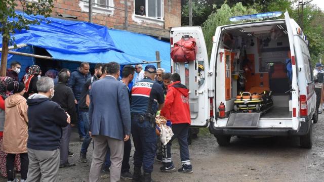 Cenaze evinde balkon çöktü: Çok sayıda yaralı var