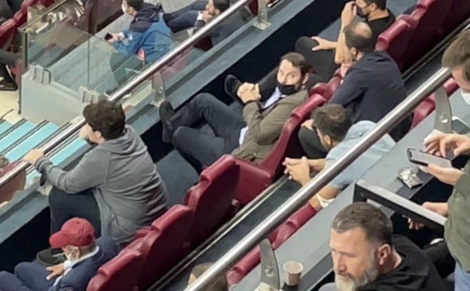 Berat Albayrak, locada ortaya çıktı