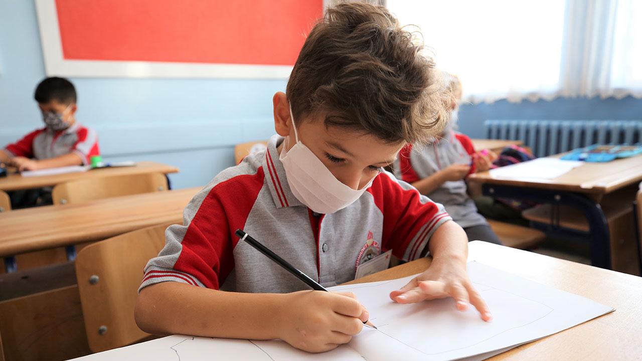 Yüz yüze eğitim için yeni formül: Hafta sonu eğitimi masada