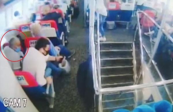 Çocuk istismarından aranıyordu: Deniz otobüsünde uyuyan kadını taciz etti