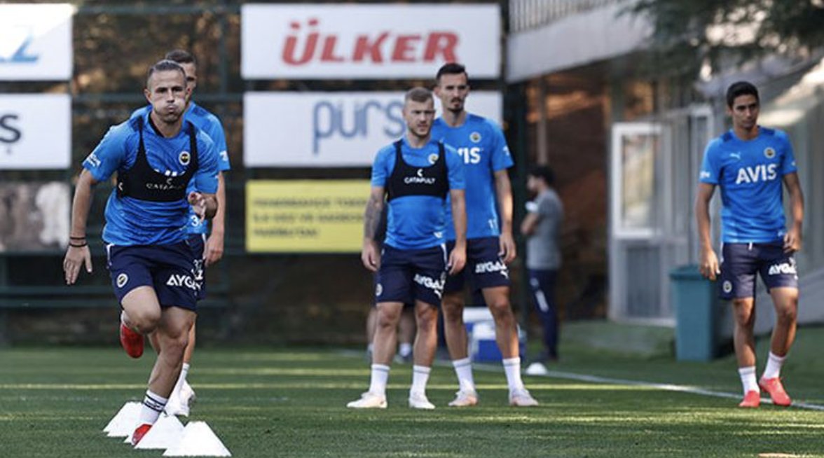 Fenerbahçe'de Başakşehir deplasmanında 5 eksik!