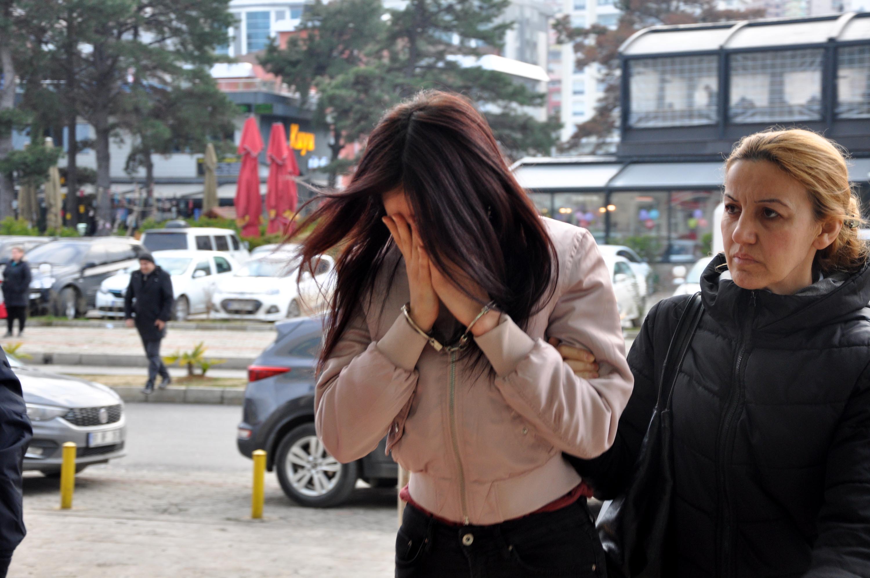 İşkenceyle suçlanan üniversiteli kızlar için karar açıklandı