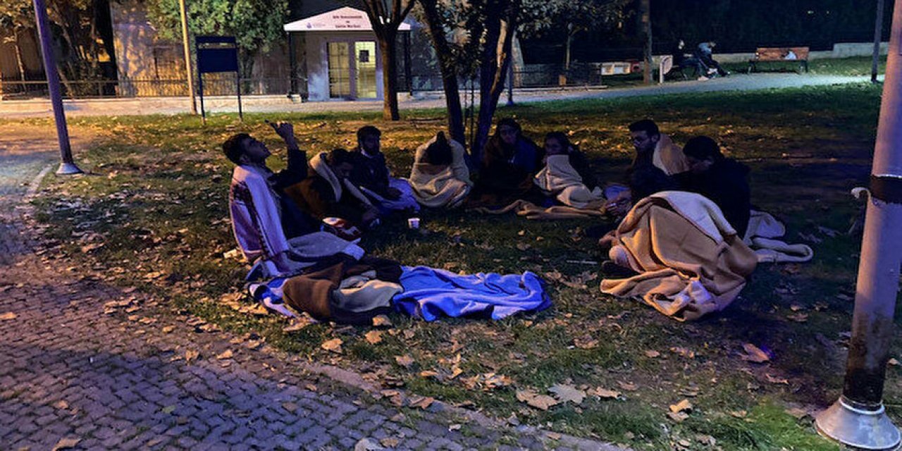 10 üniversiteliden 9’u yurtsuz kaldı!