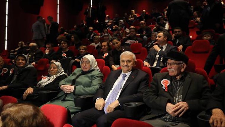 Başbakan Binali Yıldırım 'Ayla' filmini izledi