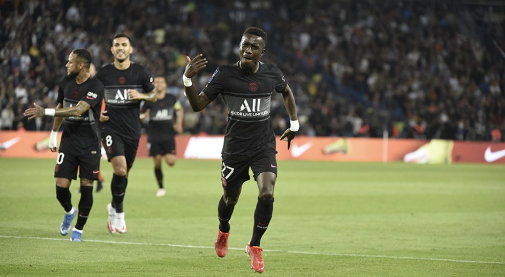 Messi'siz Paris Saint-Germain 8'de 8 yaptı