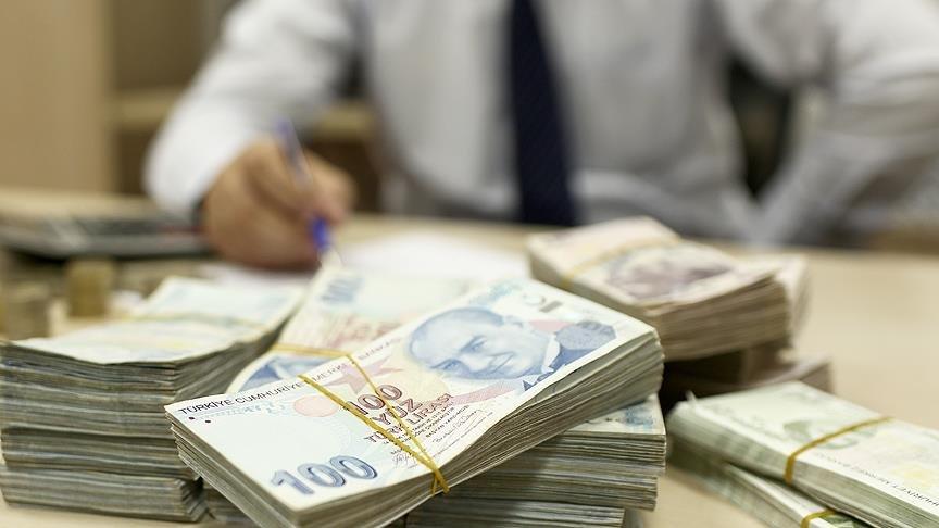 Çift maaş alan AKP’li bürokratlara zam yapıldı