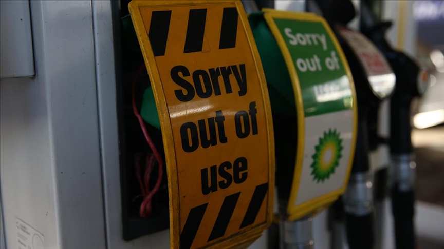 İngiltere’de benzin krizi: Covid-19, Brexit ve vergi yasasının sonucu
