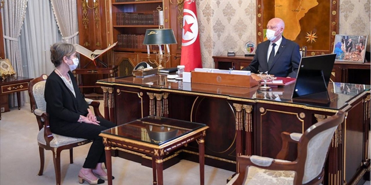 Tunus'ta yeni dönem: İlk kadın Başbakan hükümeti kurdu
