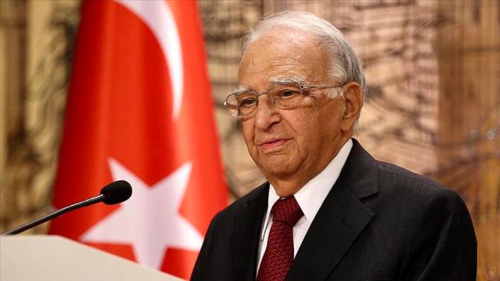 Duayen gazeteci Sami Kohen hayatını kaybetti