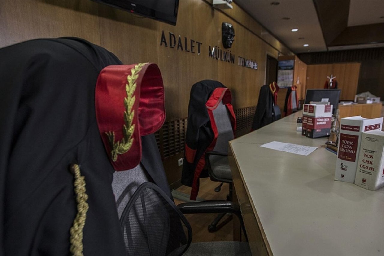 Tanıklık yapan FETÖ abisi 'savcı' olmuş