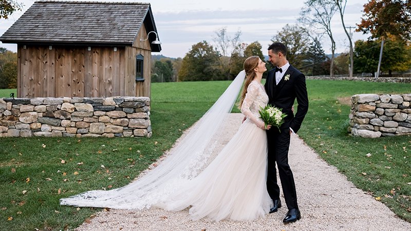 Bill Gates'in kızı dini nikah kıyarak evlendi