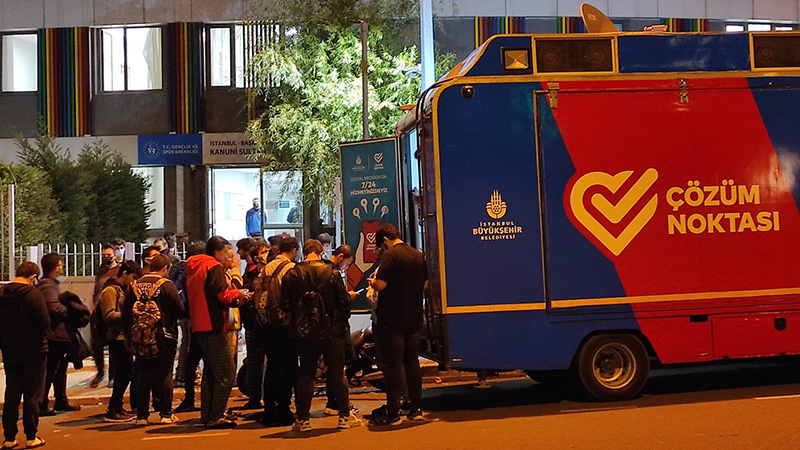 İmamoğlu: Tüm yurtlara yüksek kotalı ücretsiz İBB WiFi altyapısı kurabiliriz