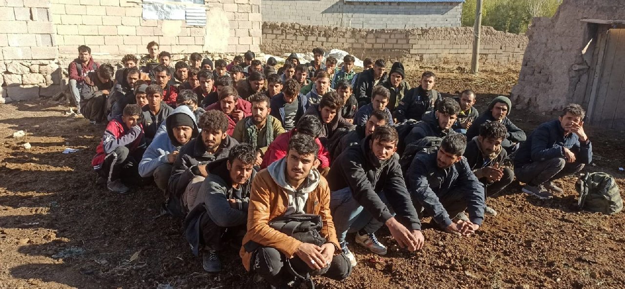 Van'da 188 kaçak göçmen yakalandı