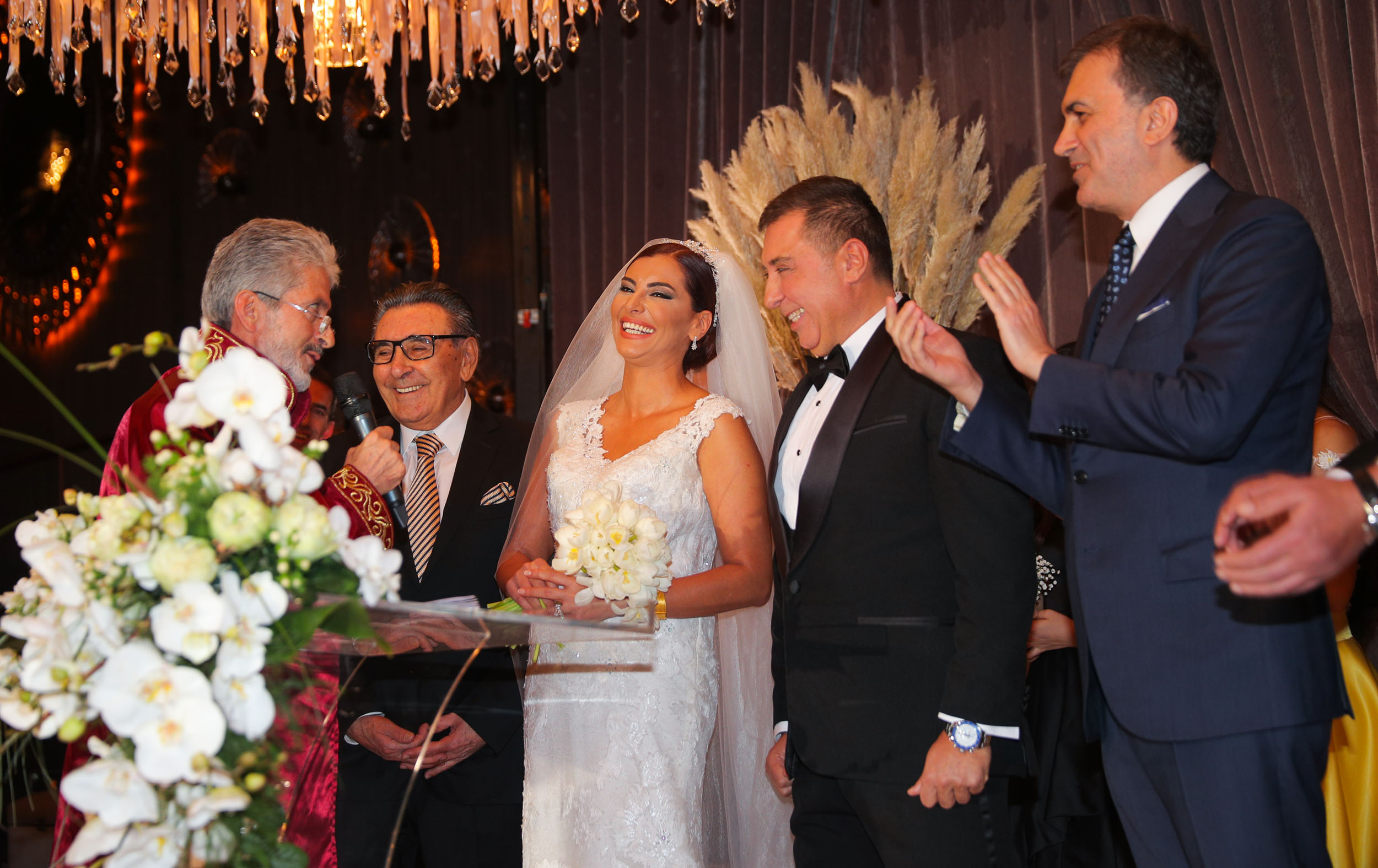 Hande Fırat evlendi: Erdoğan nikaha katılmadı!