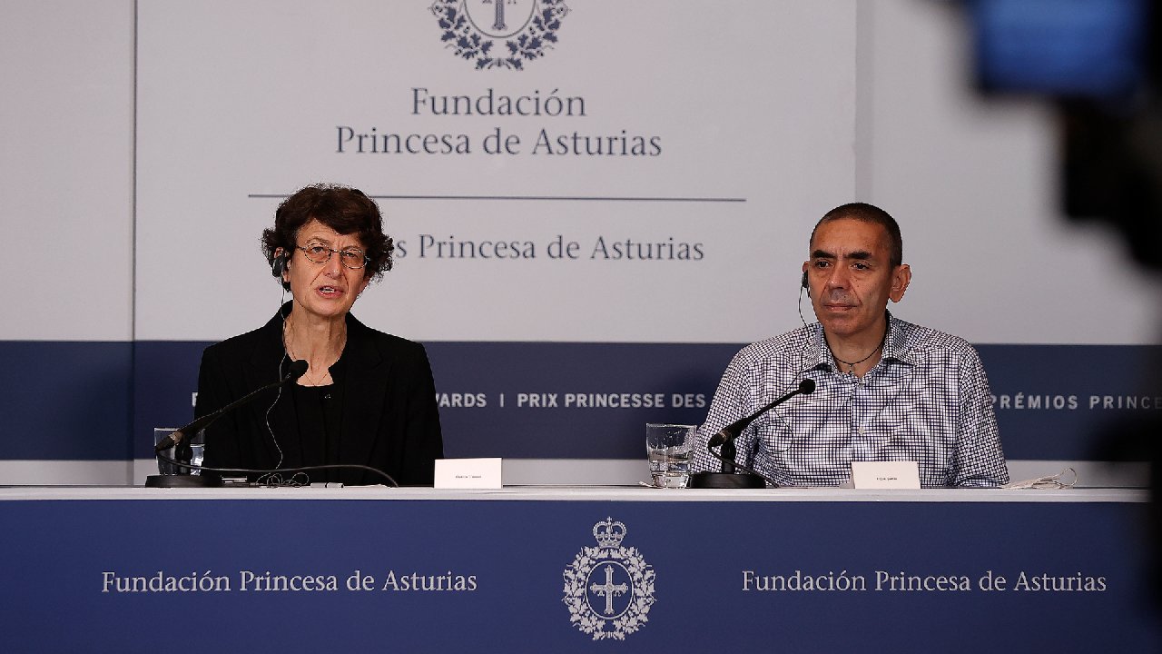 Uğur Şahin ve Özlem Türeci'den Turkovac yorumu