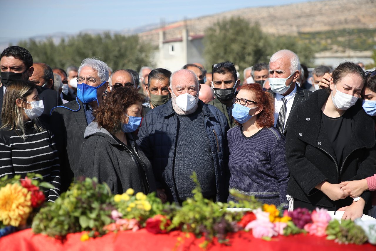 Musa Eroğlu'nun eşi Fatma Eroğlu Mersin'de defnedildi