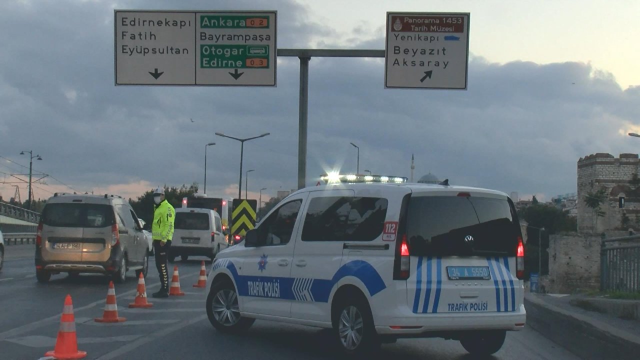 Cumhuriyet Bayramı kutlamaları nedeniyle Vatan Caddesi trafiğe kapatıldı