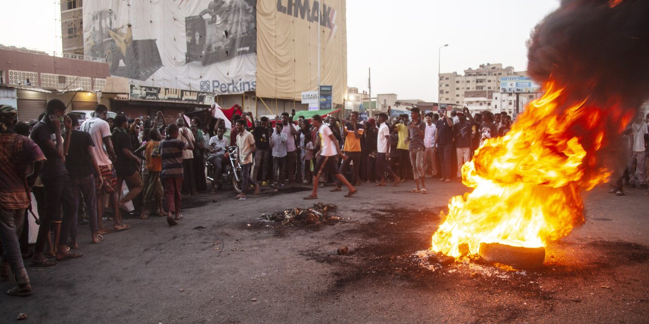 Sudan Doktorlar Komitesi: Ordu güçleri sivillere ateş açtı