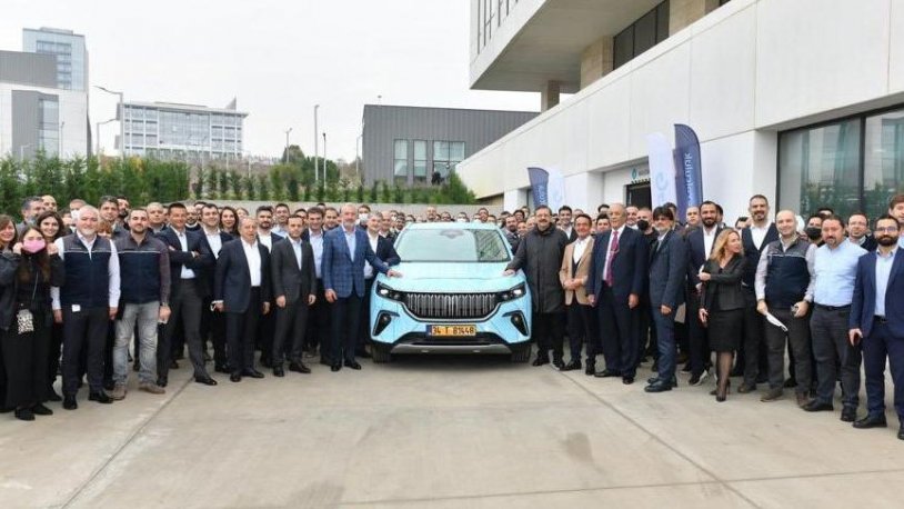 Yerli otomobilin prototipine takılan plaka tepki çekti