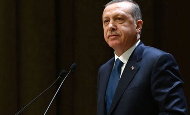 Cumhurbaşkanı Erdoğan: Sancağınıza nasıl sahip çıkacağınızı biliyorum