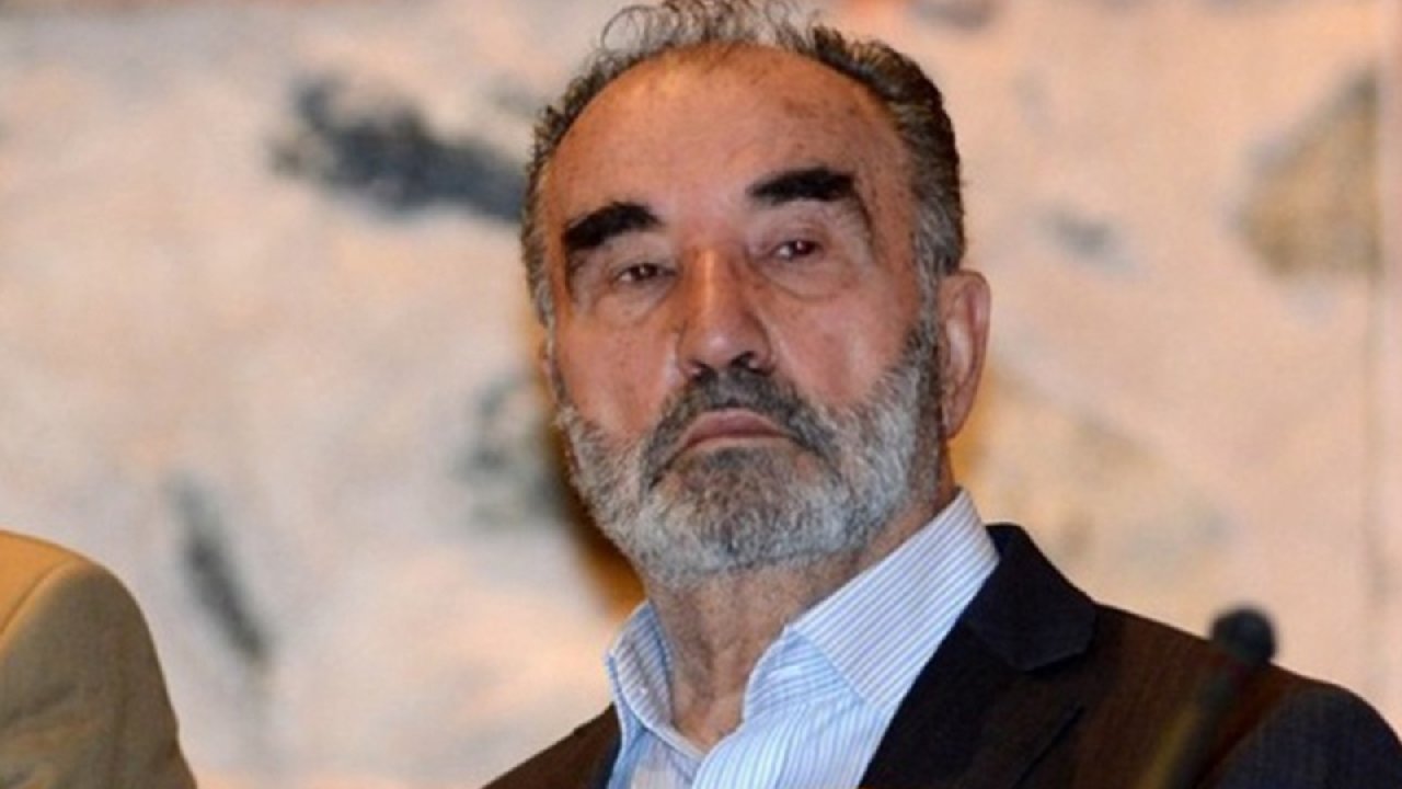 Hayrettin Karaman'ın kamuda görevli olduğu ortaya çıktı