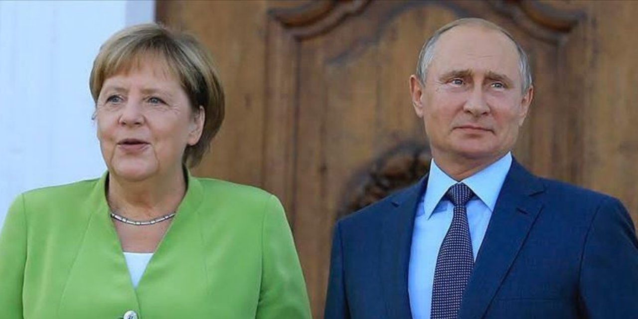 Merkel ile Putin, Belarus-Polonya sınırındaki krizi görüştü