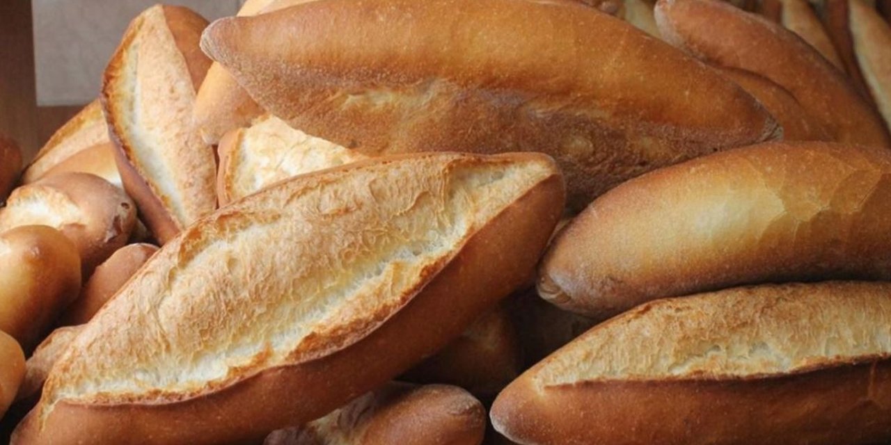İstanbul’da ekmeğe ‘resmi zam’
