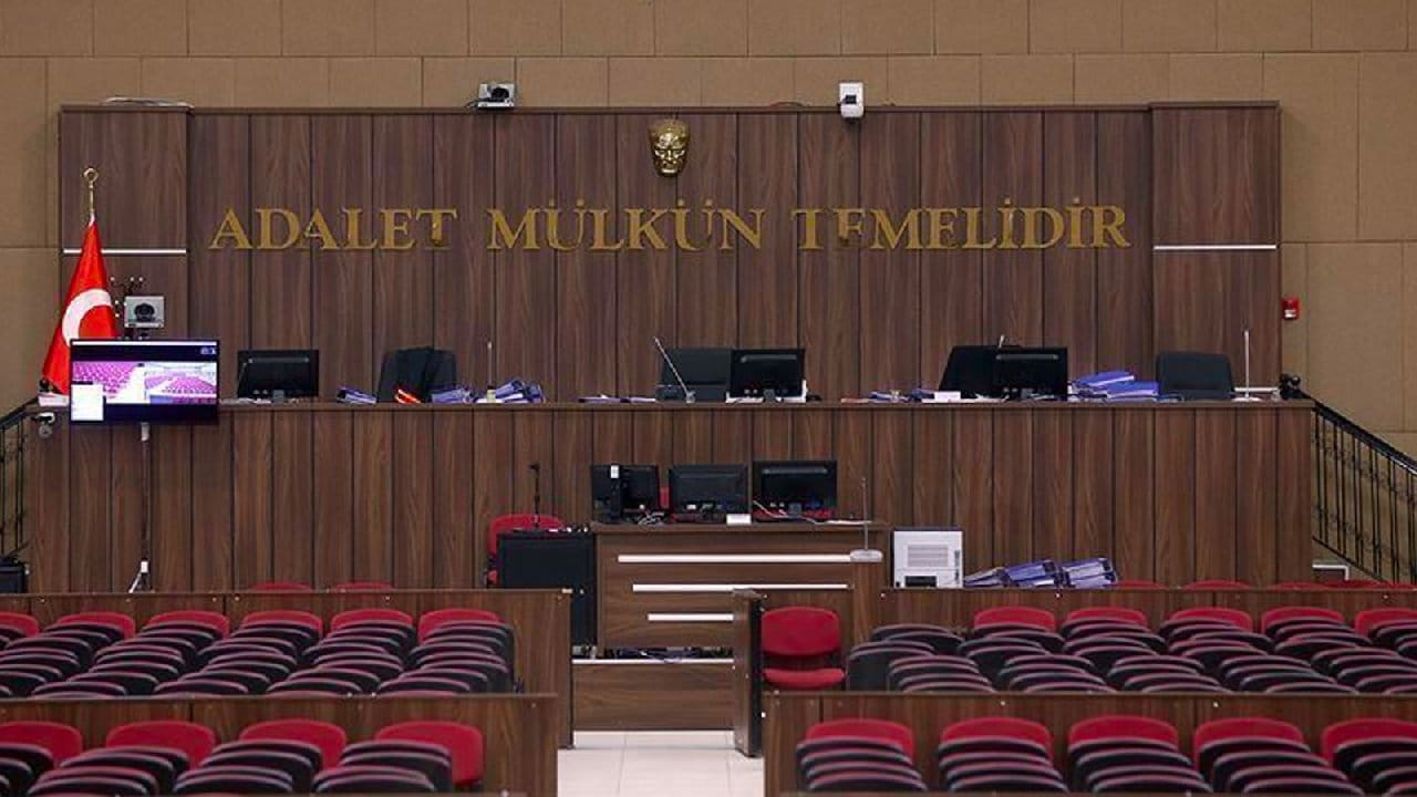 Muhalefet partileri, yargıdaki değişiklikleri görüşüyor: Hukuksuz karar veren hakim tazminat ödeyecek
