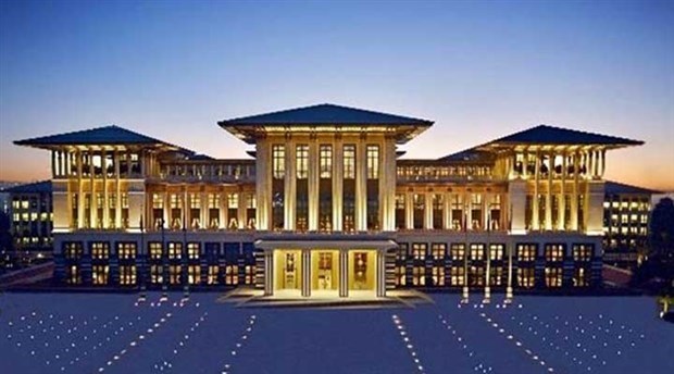 AKP'li vekil: Saray'da çalışıp aç sabah edenleri biliyorum